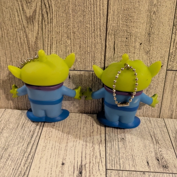 Alien Figurine Set - Green and Blue Keychain 2" Tall Set Of Two - Picture 4 of 6